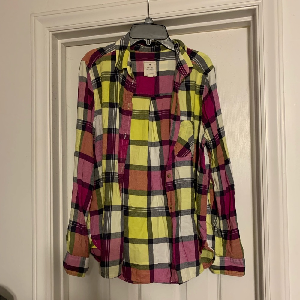 American Eagle boyfriend plaid button up size M
